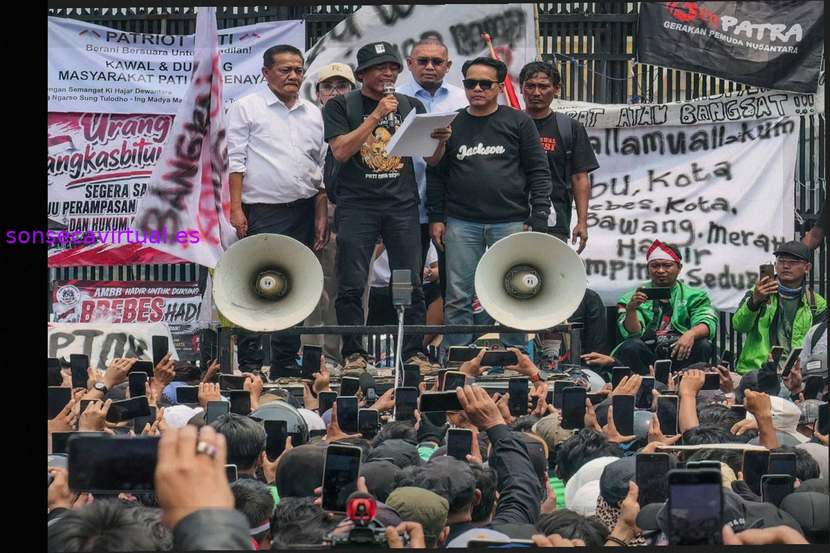 Indonesios Marchan al Parlamento Exigiendo Sanciones contra la Corrupción